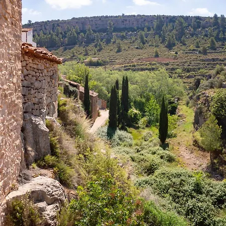 La Casita Del Cinglo * Obispo Hernandez
